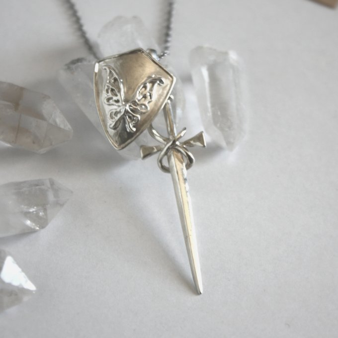 蝶の盾 - 画像 (2)