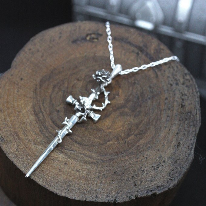 スティレット×薔薇ネックレス - 画像 (2)