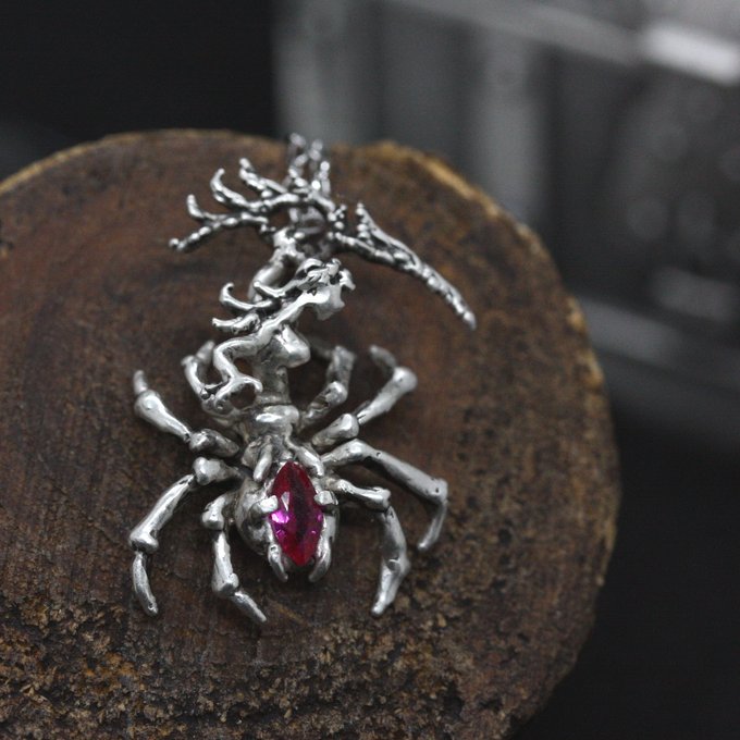 アラクネ×ルビー